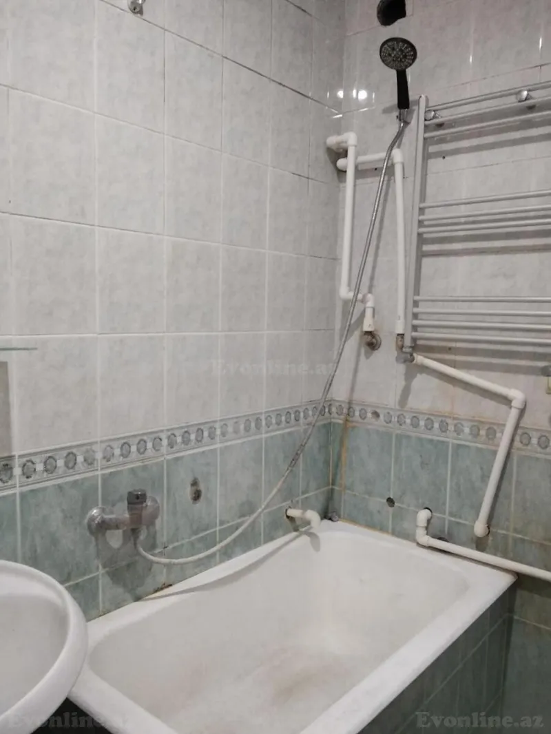 Kirayə verilir 2 otaqlı Mənzil Köhnə tikili 52 m² Memar Əcəmi m. - şəkil 12