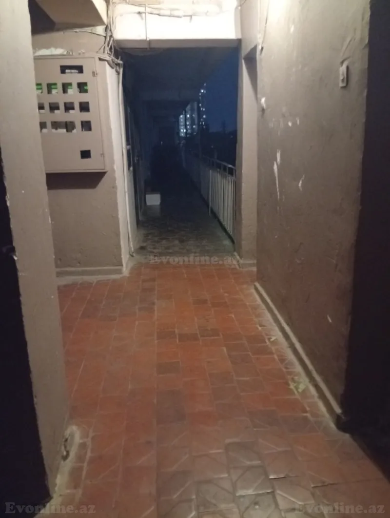 Satılır 1 otaqlı Mənzil Köhnə tikili 20 m² 7-ci mikrorayon