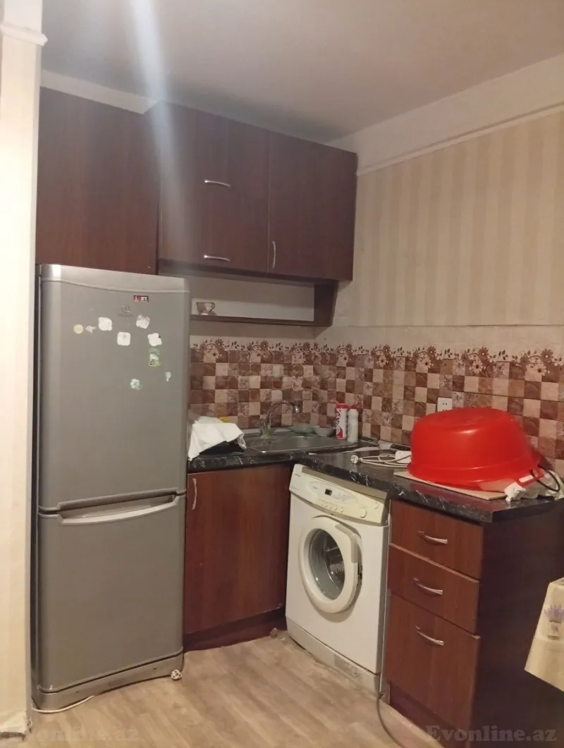 Satılır 1 otaqlı Mənzil Köhnə tikili 20 m² 7-ci mikrorayon - şəkil 3