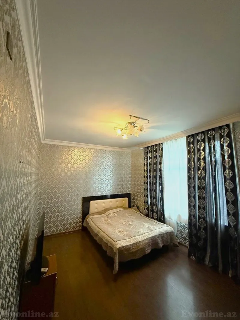 Satılır 2 otaqlı Mənzil Köhnə tikili 55 m² Bakıxanov - şəkil 3
