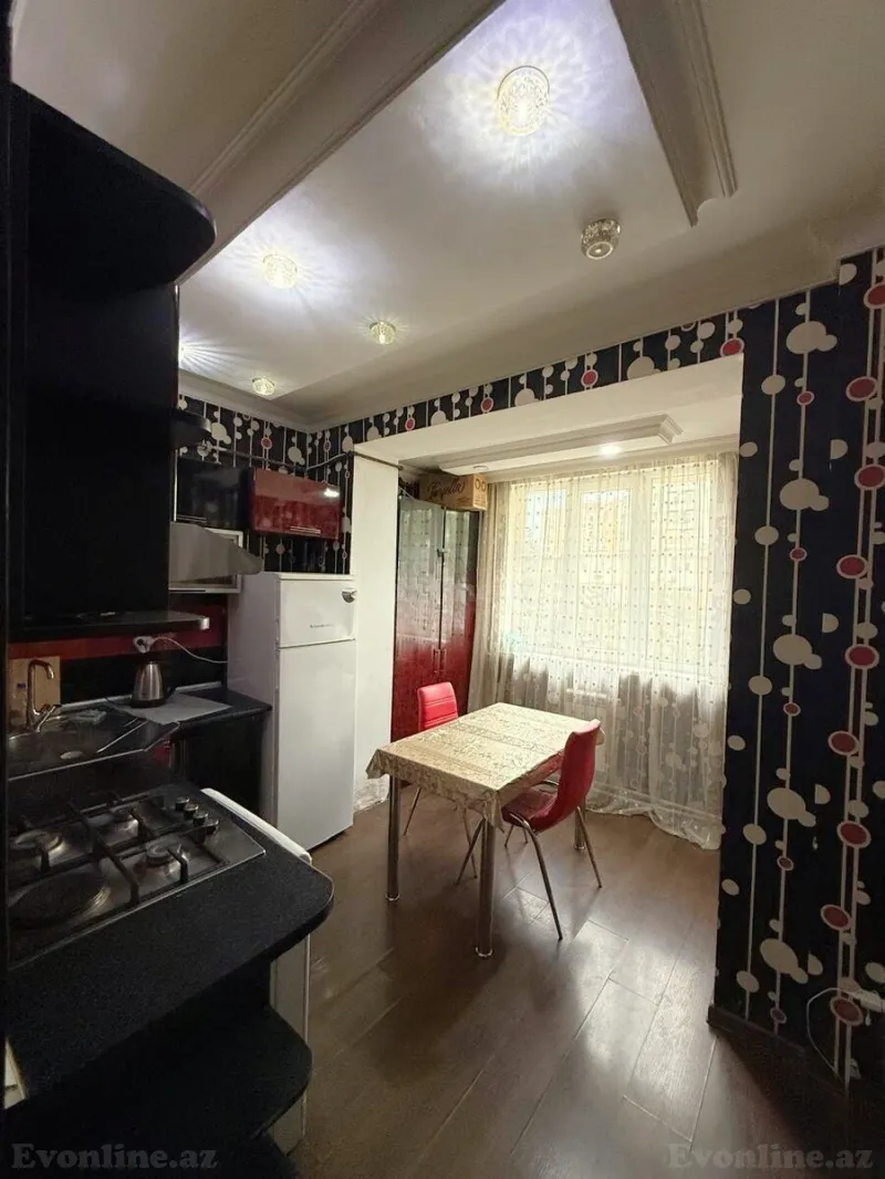 Satılır 2 otaqlı Mənzil Köhnə tikili 55 m² Bakıxanov - şəkil 5