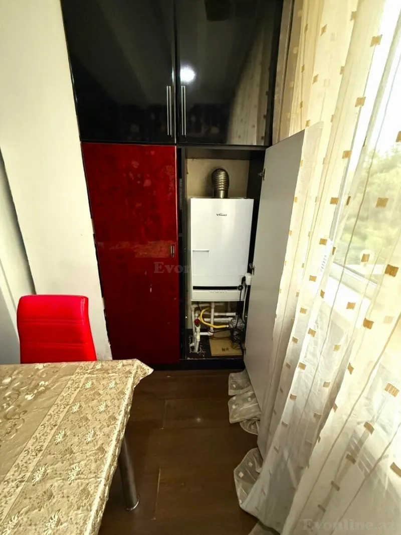 Satılır 2 otaqlı Mənzil Köhnə tikili 55 m² Bakıxanov - şəkil 7