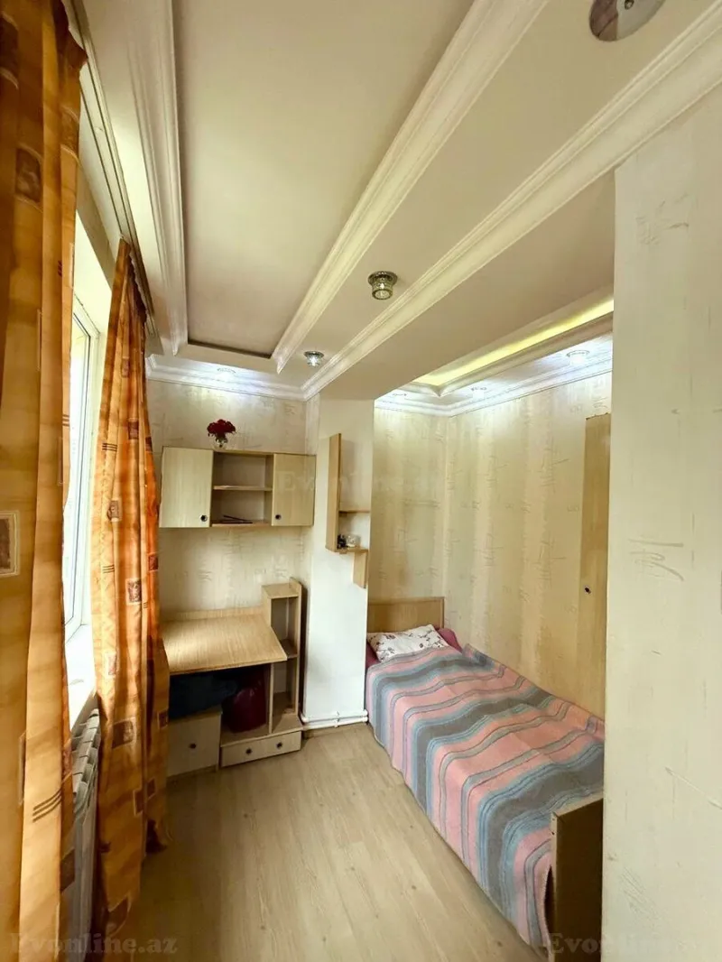 Satılır 2 otaqlı Mənzil Köhnə tikili 55 m² Bakıxanov - şəkil 8