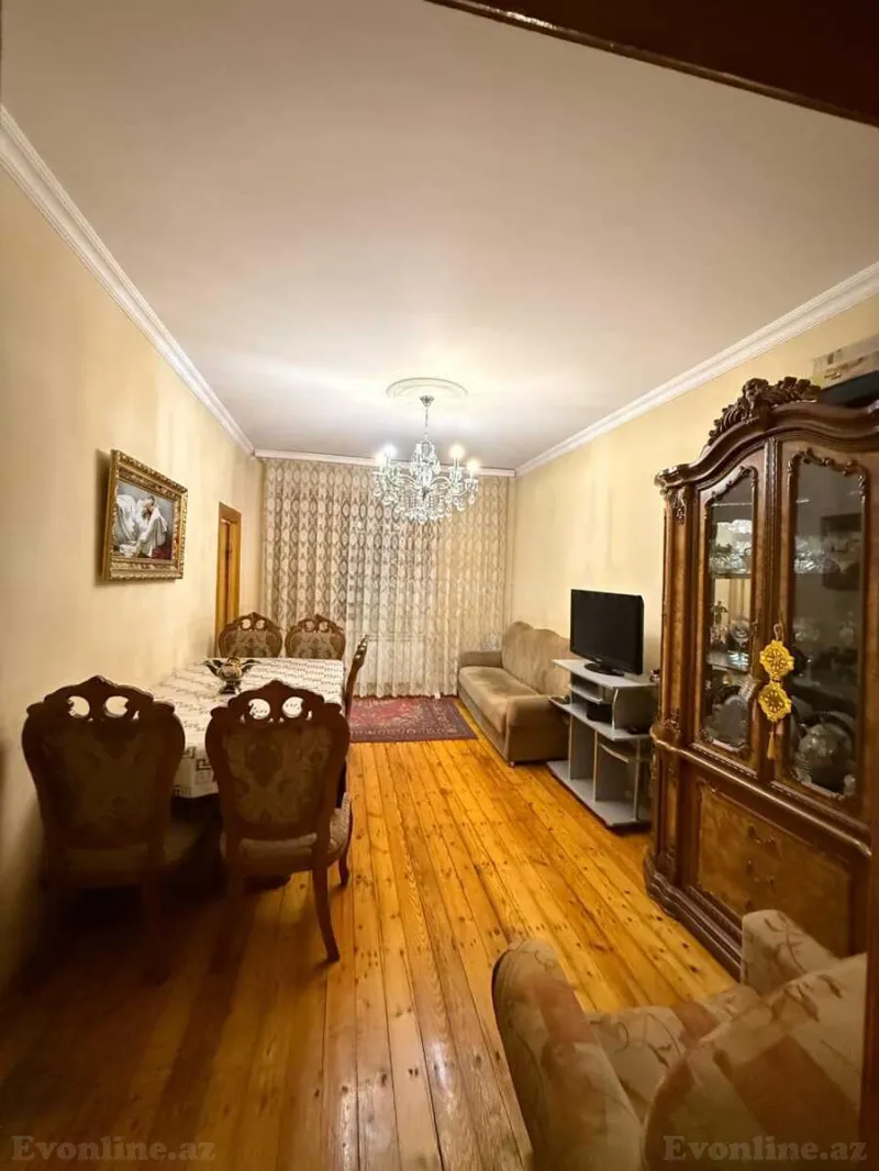 Satılır 2 otaqlı Mənzil Köhnə tikili 55 m² Memar Əcəmi m. - şəkil 4