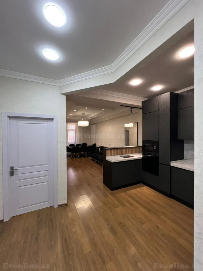 Satılır 3 otaqlı Mənzil Yeni tikili 77 m² İnşaatçılar m. - şəkil 3