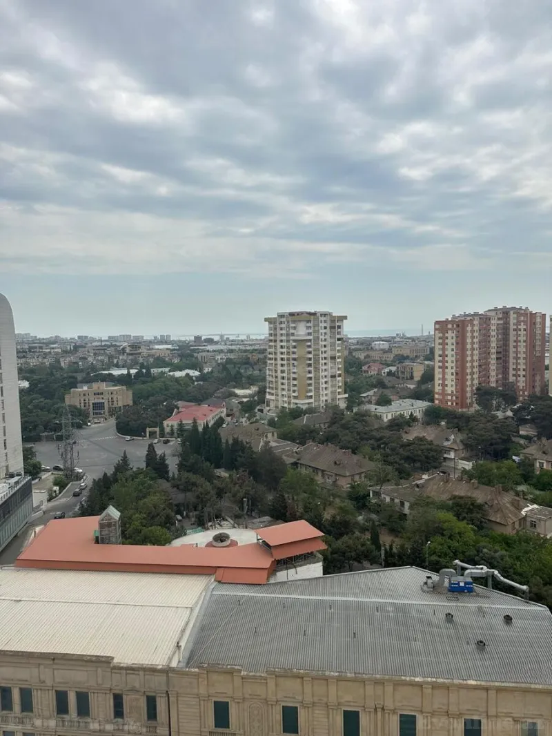 Satılır 4 otaqlı Mənzil Yeni tikili 186 m² Qara Qarayev m. - şəkil 18