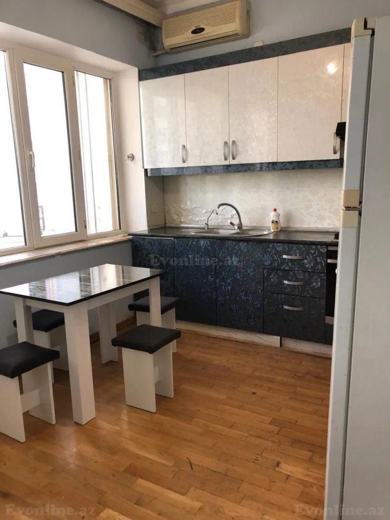 Satılır 2 otaqlı Mənzil Yeni tikili 85 m² 8 Noyabr m. - şəkil 5
