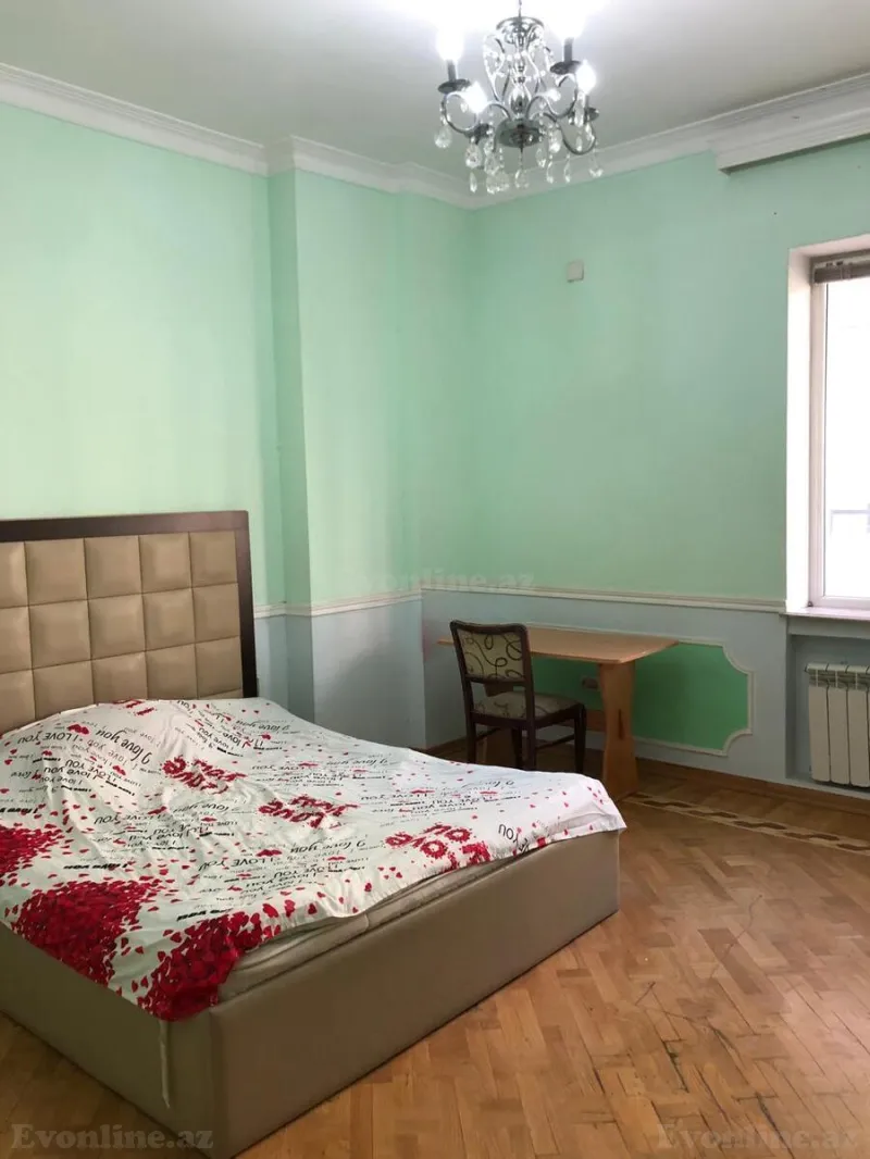 Satılır 2 otaqlı Mənzil Yeni tikili 85 m² 8 Noyabr m. - şəkil 6