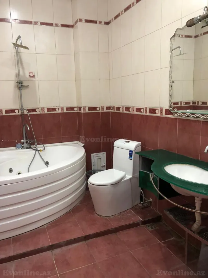 Satılır 2 otaqlı Mənzil Yeni tikili 85 m² 8 Noyabr m. - şəkil 8