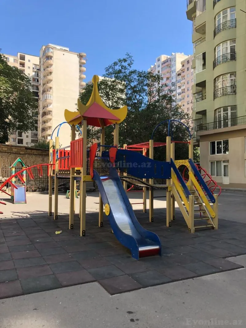 Satılır 2 otaqlı Mənzil Yeni tikili 85 m² 8 Noyabr m. - şəkil 14