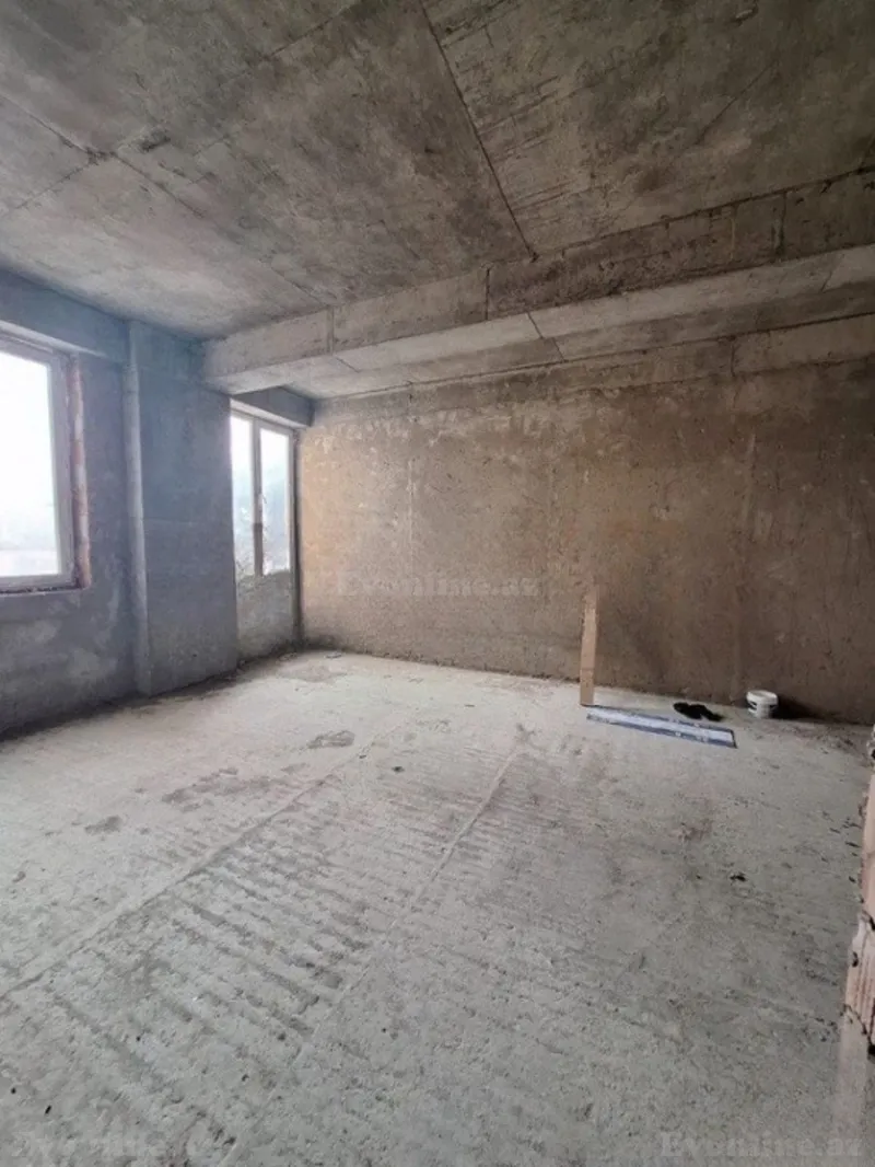 Satılır 3 otaqlı Mənzil Yeni tikili 130 m² Qara Qarayev m. - şəkil 6