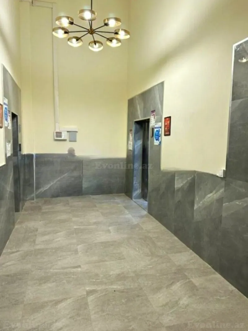 Satılır 3 otaqlı Mənzil Yeni tikili 130 m² Qara Qarayev m. - şəkil 12