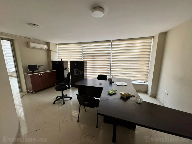 Kirayə verilir Ofis 320 m² 28 May m. - şəkil 8