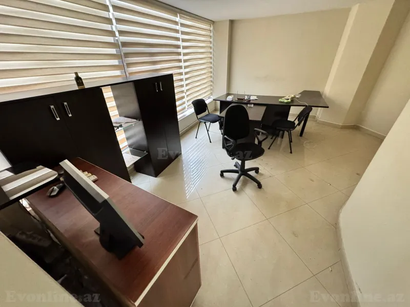 Kirayə verilir Ofis 320 m² 28 May m. - şəkil 10