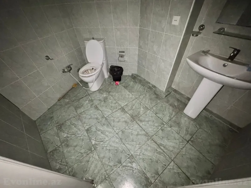 Kirayə verilir Ofis 320 m² 28 May m. - şəkil 13