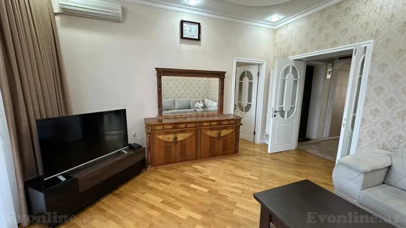 Kirayə verilir 2 otaqlı Mənzil Köhnə tikili 65 m² Elmlər Akademiyası m. - şəkil 3