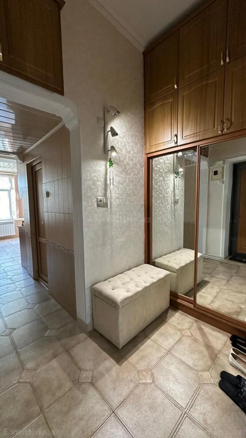 Kirayə verilir 2 otaqlı Mənzil Köhnə tikili 65 m² Elmlər Akademiyası m. - şəkil 4