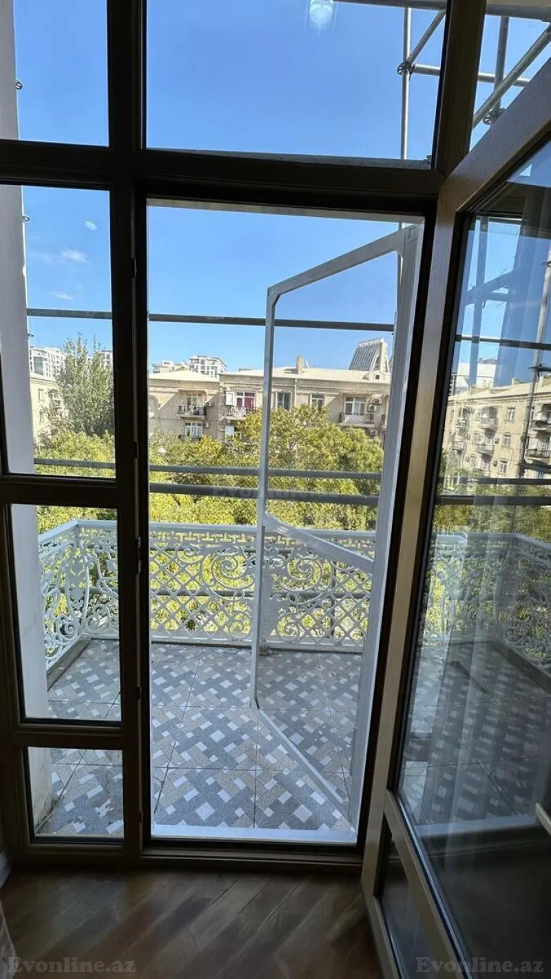 Kirayə verilir 2 otaqlı Mənzil Köhnə tikili 65 m² Elmlər Akademiyası m. - şəkil 12