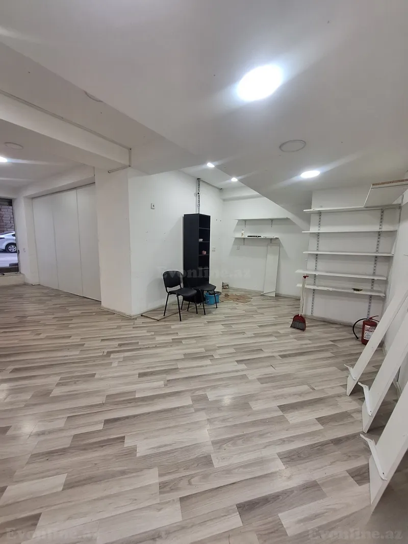 Kirayə verilir Obyekt 500 m² İnşaatçılar m. - şəkil 2