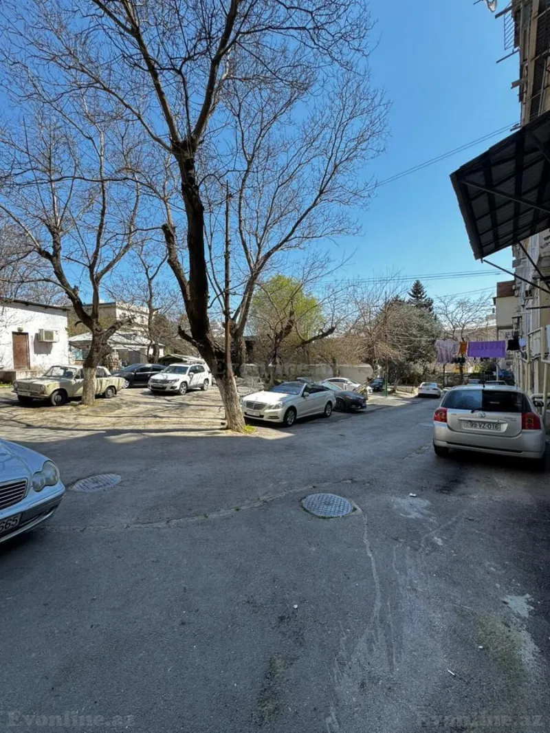 Satılır 2 otaqlı Mənzil Köhnə tikili 35 m² Elmlər Akademiyası m. - şəkil 9