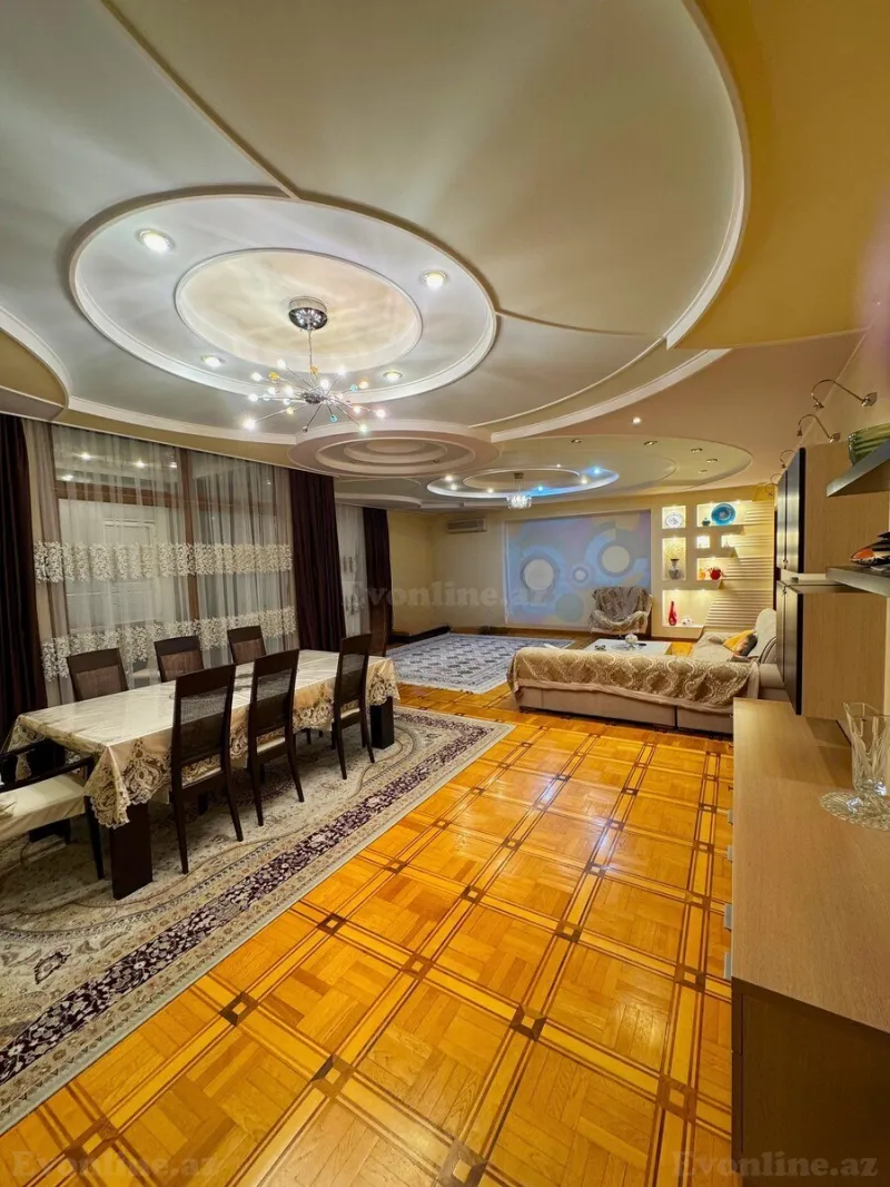 Satılır 5 otaqlı Mənzil Yeni tikili 245 m² 28 May m. - şəkil 2
