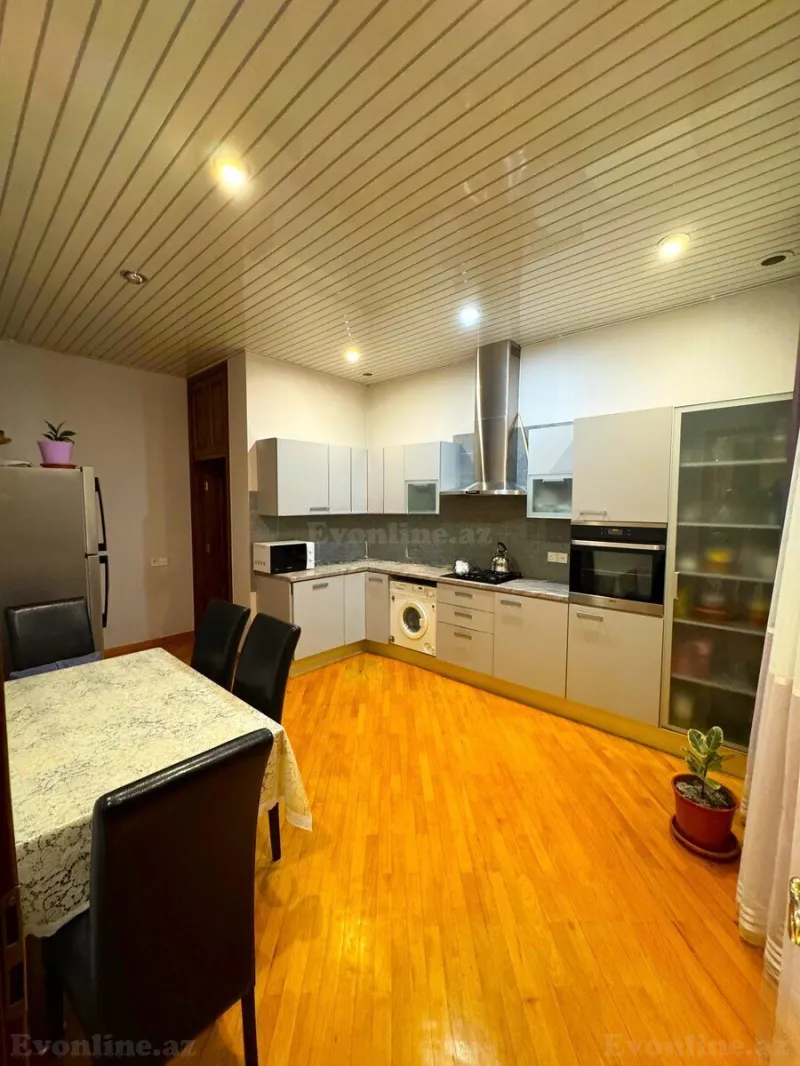Satılır 5 otaqlı Mənzil Yeni tikili 245 m² 28 May m. - şəkil 8