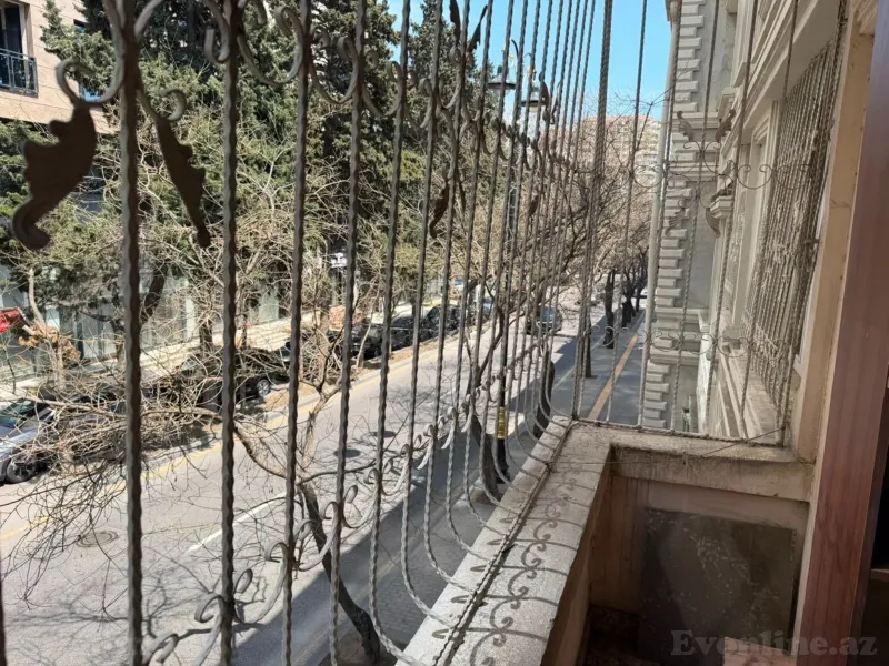 Satılır 3 otaqlı Mənzil Köhnə tikili 60 m² Nəsimi r. - şəkil 14