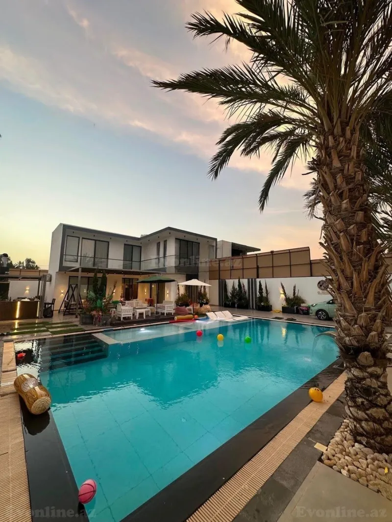 4 otaqlı Həyət evi 250 m² Mərdəkan Kirayə verilir