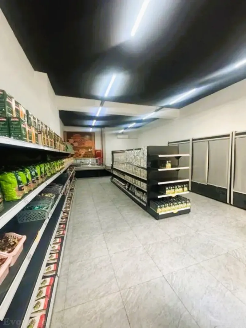Obyekt 100 m² Səbail r. Kirayə verilir