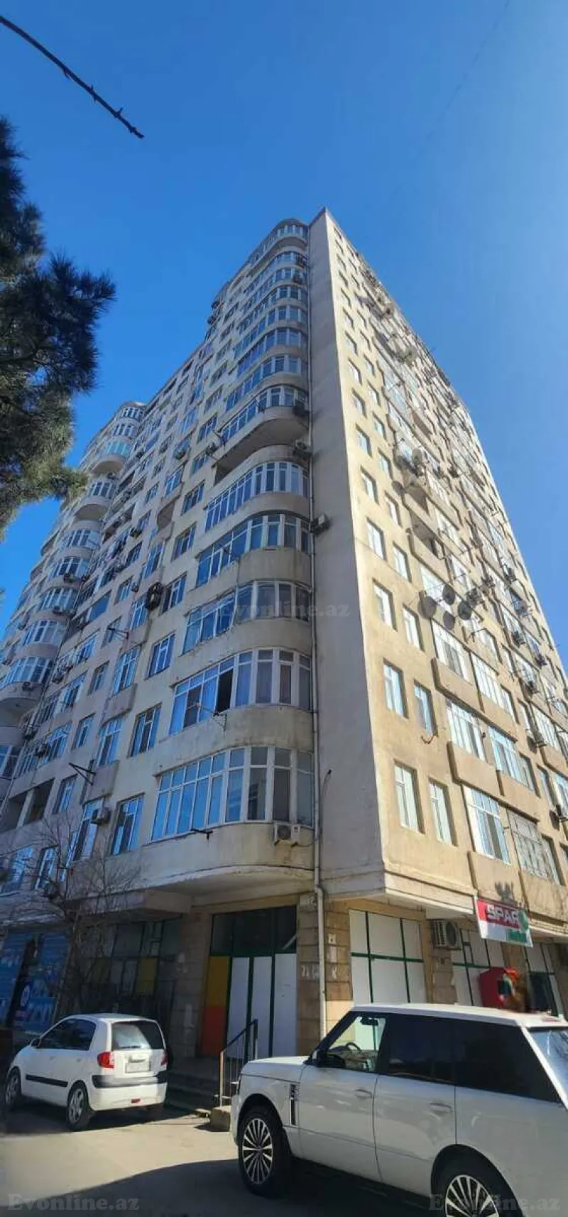 Satılır 3 otaqlı Mənzil Yeni tikili 80 m² Memar Əcəmi m.