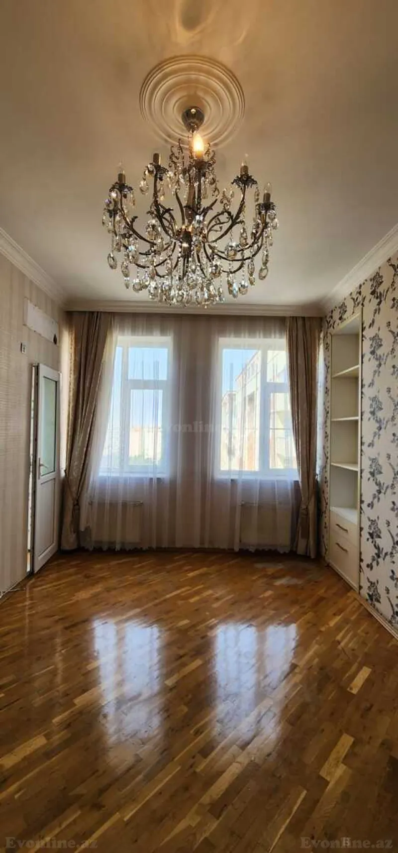 Satılır 3 otaqlı Mənzil Yeni tikili 80 m² Memar Əcəmi m. - şəkil 2