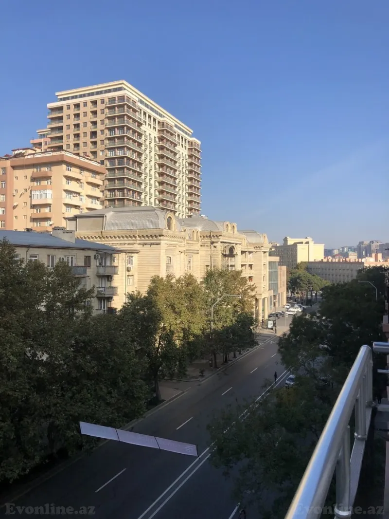 Kirayə verilir 2 otaqlı Mənzil Köhnə tikili 75 m² Nizami m. - şəkil 2