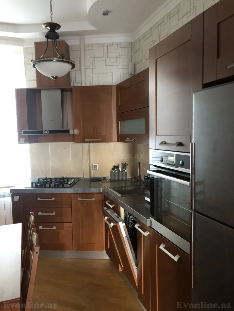Kirayə verilir 2 otaqlı Mənzil Köhnə tikili 75 m² Nizami m. - şəkil 8
