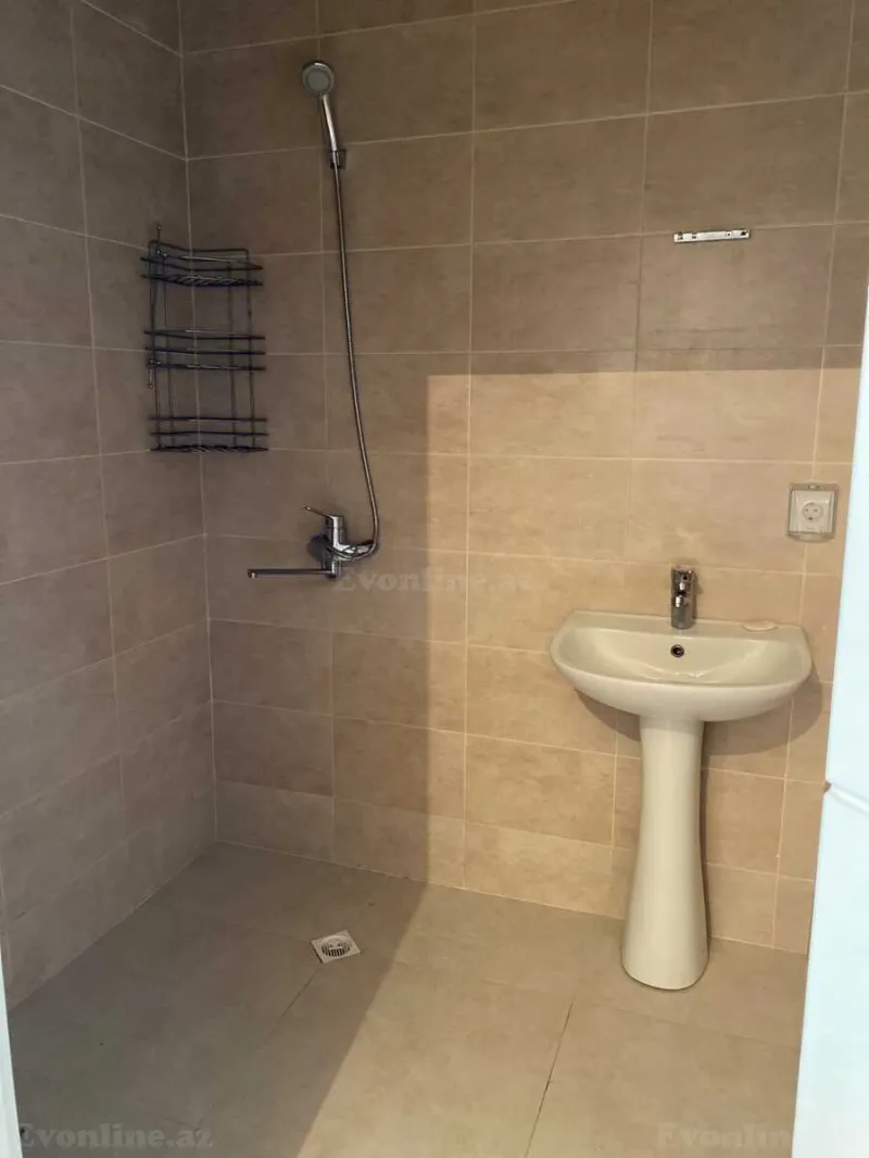 Kirayə verilir Ofis 68 m² 28 May m. - şəkil 11