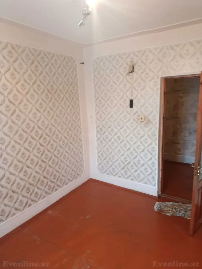 Satılır 5 otaqlı Mənzil Köhnə tikili 110 m² Sumqayıt