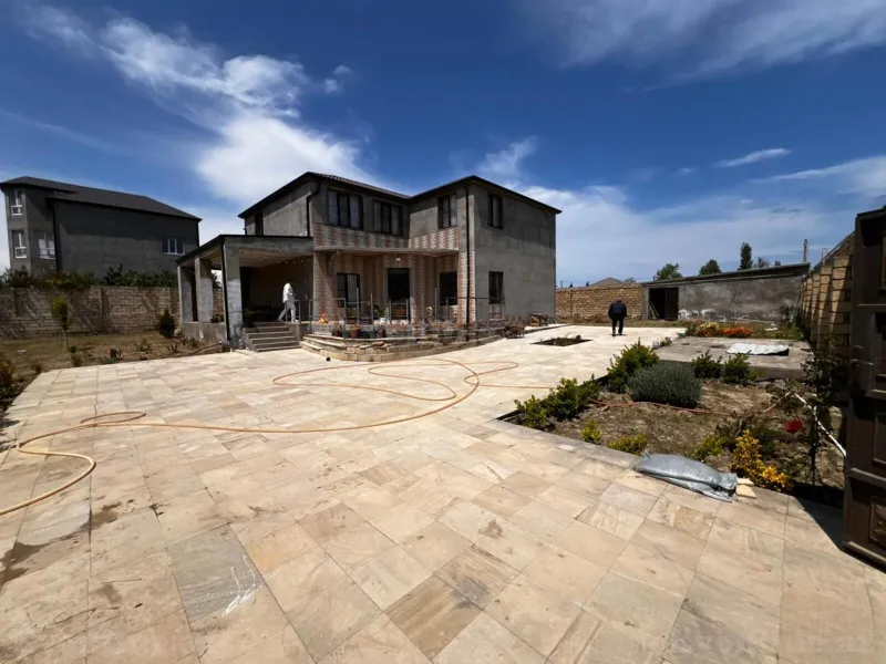 6 otaqlı Həyət evi 300 m² Pirşağı Kirayə verilir