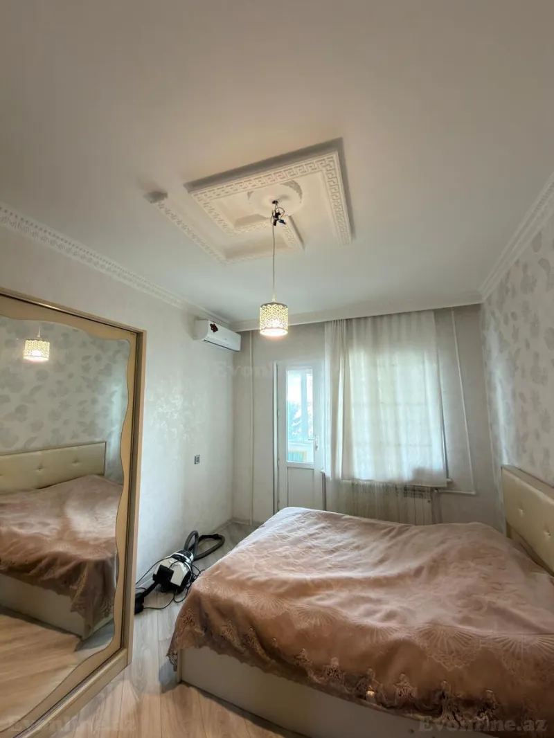 Satılır 2 otaqlı Mənzil Köhnə tikili 65 m² Əhmədli m. - şəkil 2