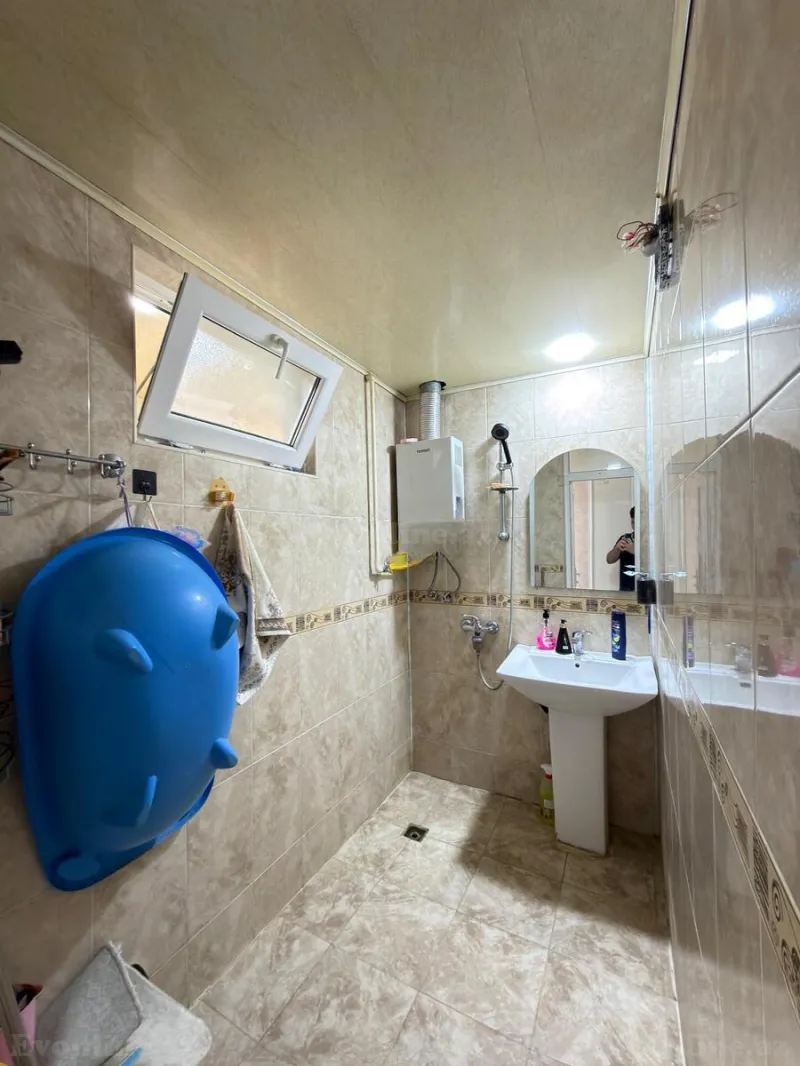 Satılır 2 otaqlı Mənzil Köhnə tikili 65 m² Əhmədli m. - şəkil 6