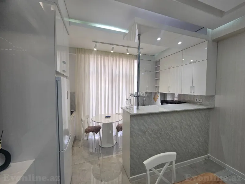 Satılır 2 otaqlı Mənzil Yeni tikili 59 m² 7-ci mikrorayon - şəkil 5