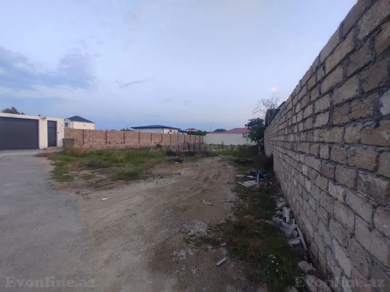 Torpaq Buzovna Satılır