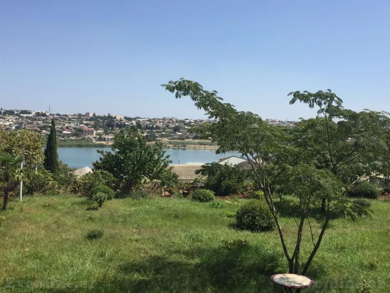 Torpaq Bakıxanov Satılır