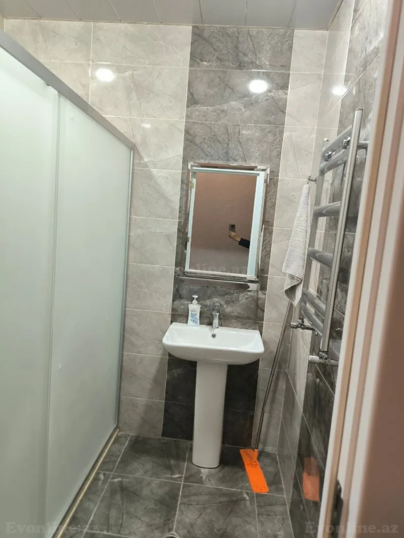 Kirayə verilir 3 otaqlı Mənzil Yeni tikili 102 m² Bayıl - şəkil 10