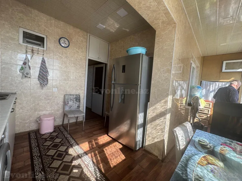 Satılır 3 otaqlı Mənzil Köhnə tikili 80 m² Həzi Aslanov m. - şəkil 12