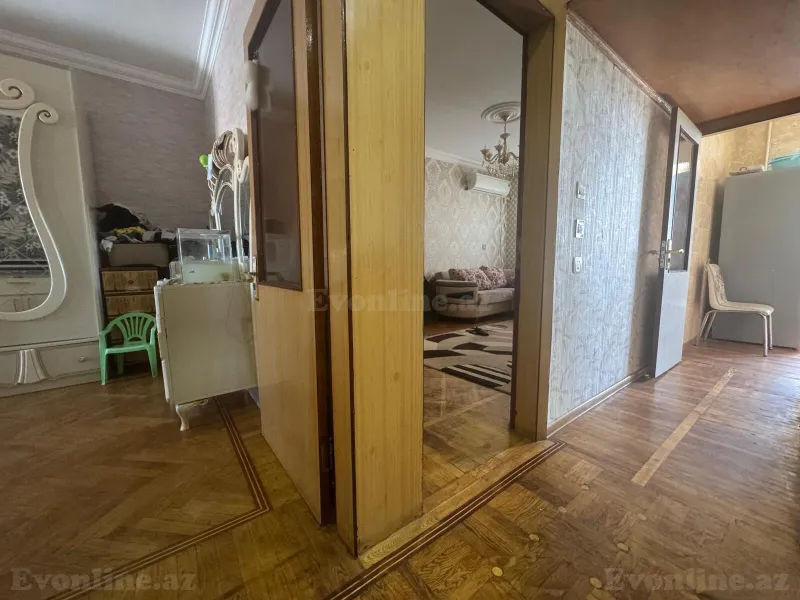 Satılır 3 otaqlı Mənzil Köhnə tikili 80 m² Həzi Aslanov m. - şəkil 14