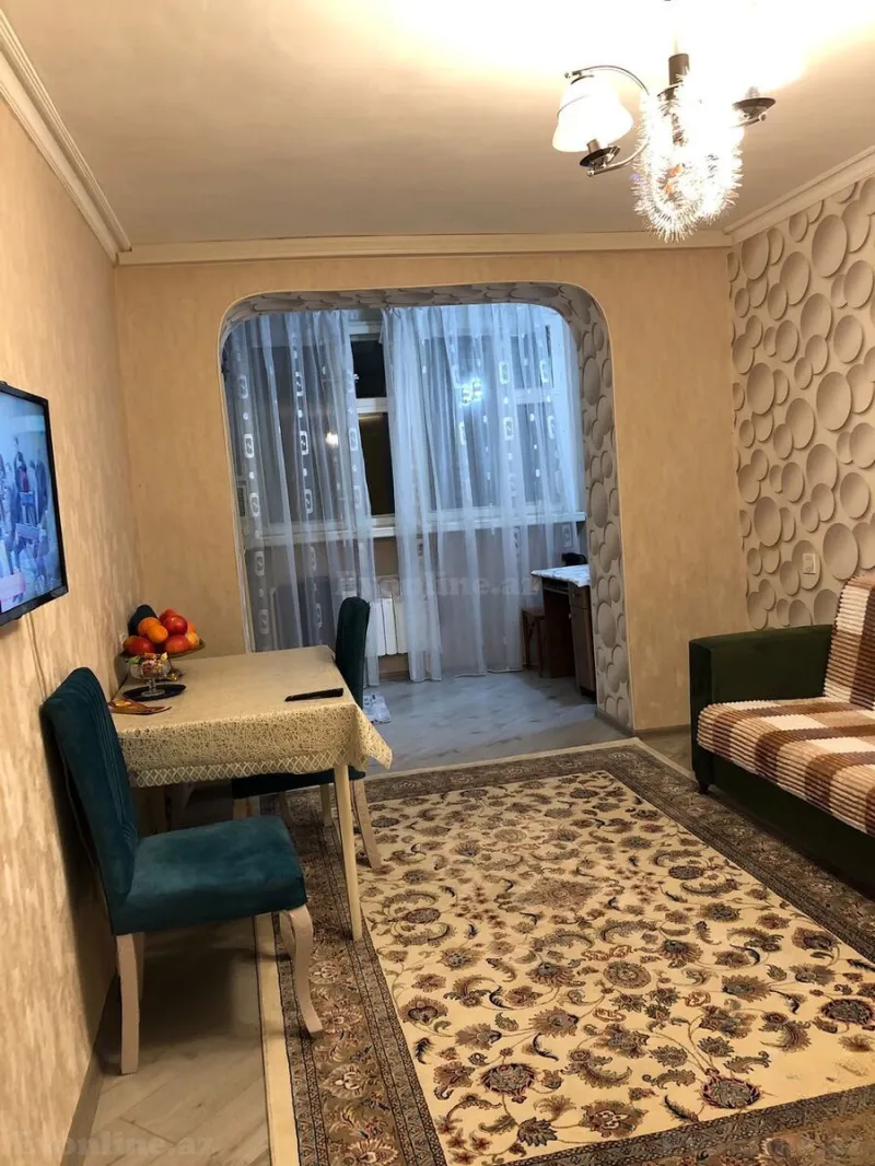 Kirayə verilir 1 otaqlı Mənzil Köhnə tikili 45 m² Neftçilər m. - şəkil 2