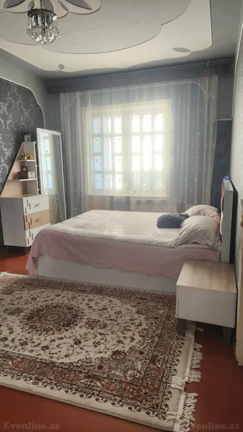 Satılır 5 otaqlı Mənzil Köhnə tikili 110 m² Bakıxanov - şəkil 3