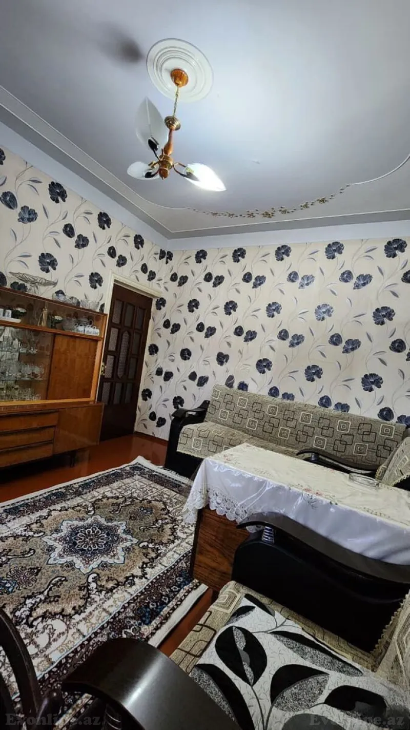 Satılır 5 otaqlı Mənzil Köhnə tikili 110 m² Bakıxanov - şəkil 4