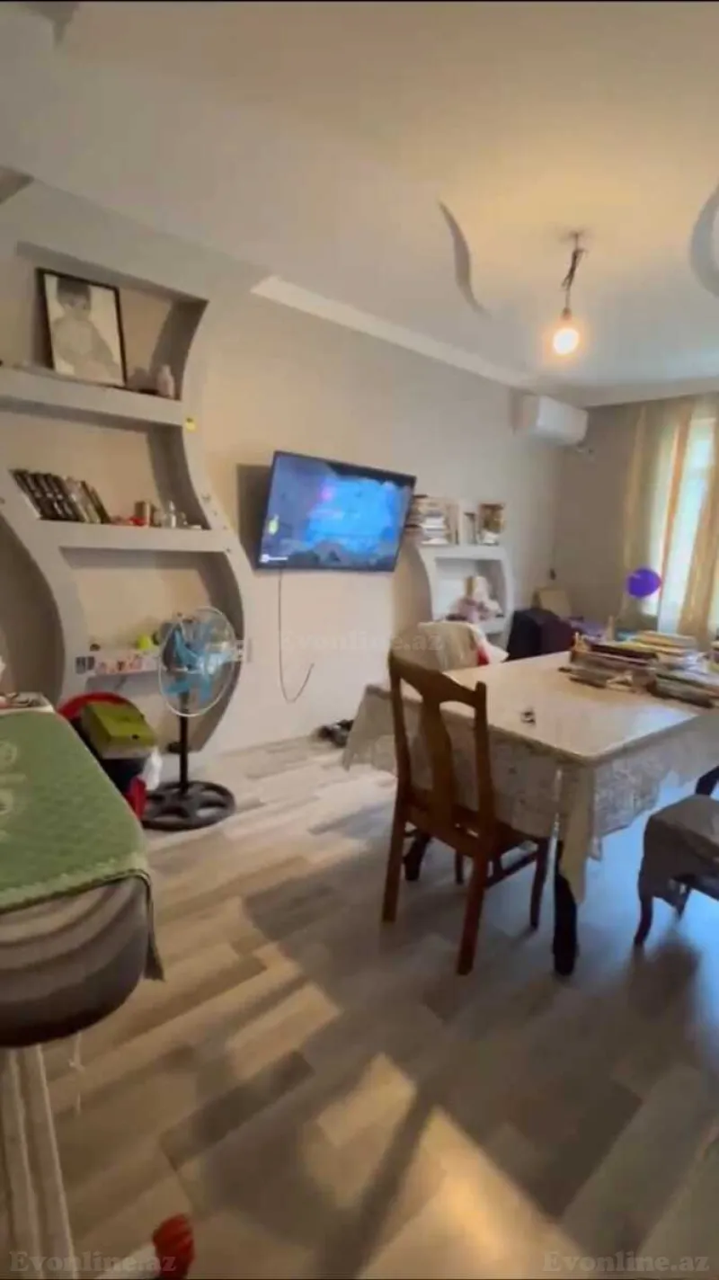 Satılır 2 otaqlı Mənzil Köhnə tikili 56 m² Əhmədli - şəkil 2