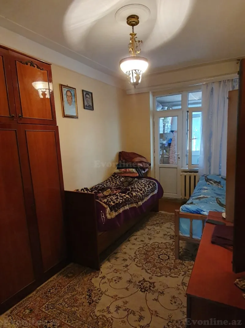 Satılır 3 otaqlı Mənzil Köhnə tikili 75 m² Həzi Aslanov - şəkil 4