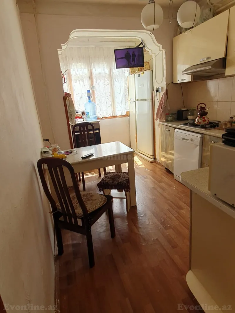 Satılır 3 otaqlı Mənzil Köhnə tikili 75 m² Həzi Aslanov - şəkil 7